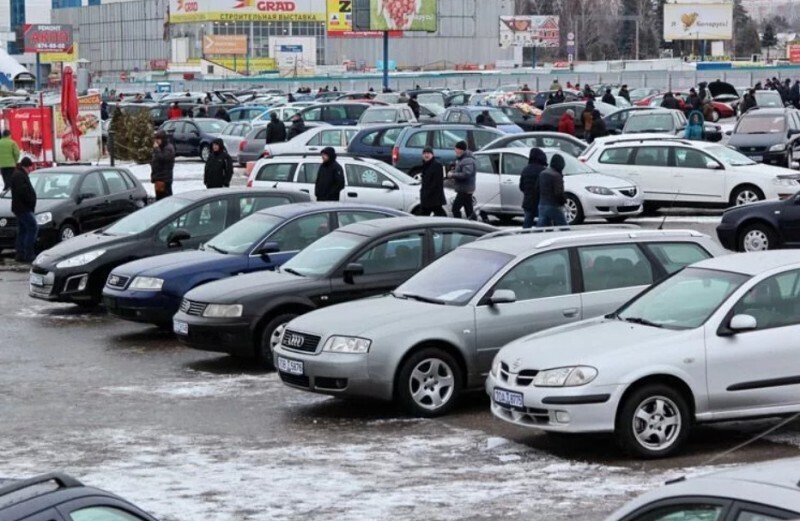 Стало известно, сколько автомобилей в Беларуси