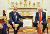 «Не самый приятный день?» — Трамп неловко уколол канцлера Германии