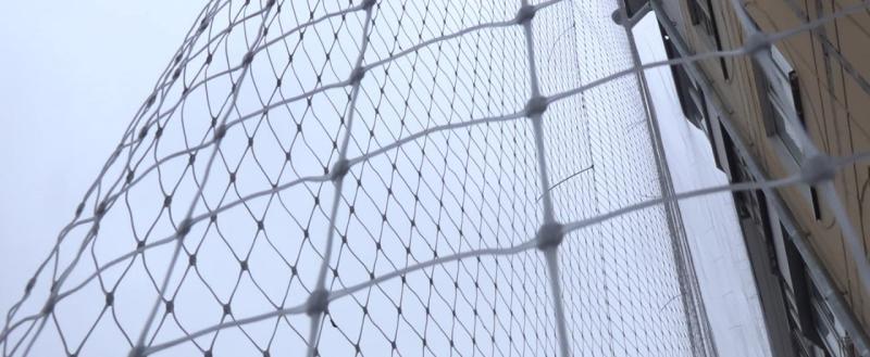 В Белгородской области закрывают учебные заведения защитными сетками от беспилотников