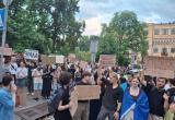 Украина протестует против закона Зеленского о подчинении НАБУ и САП Генпрокуратуре Украина протестует против закона Зеленского о подчинении НАБУ и САП Генпрокуратуре