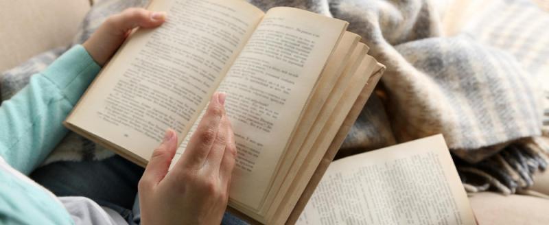 Чтение развивает мозг даже в 90: почему никогда не поздно начать