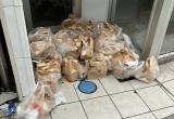 Покупатели скупали «Хэппи Мил» ради карточек, а еду выбрасывали — McDonald’s остановил акцию Покупатели скупали «Хэппи Мил» ради карточек, а еду выбрасывали — McDonald’s остановил акцию