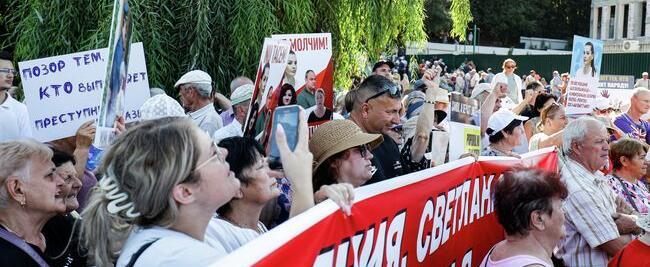Молдова: протест оппозиции закончился трагедией