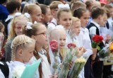 Школы с 1 сентября: без телефонов на уроках и новые правила для родителей