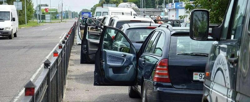 Очередь из 1,5 тыс. авто скопилась на границе Беларуси и Польши