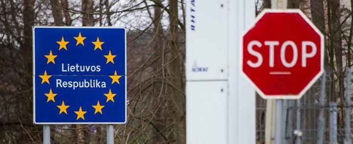 Латвия закрывает границу для нерегулярных автобусных рейсов