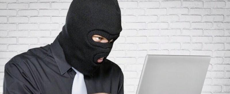 Дети подвергаются атаке мошенников в интернете