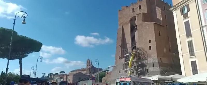 В Риме обрушилась средневековая башня