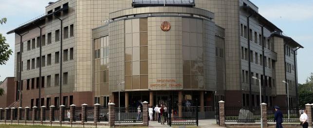 Прокуратора Бреста проверила гаражные кооперативы и выявила нарушения