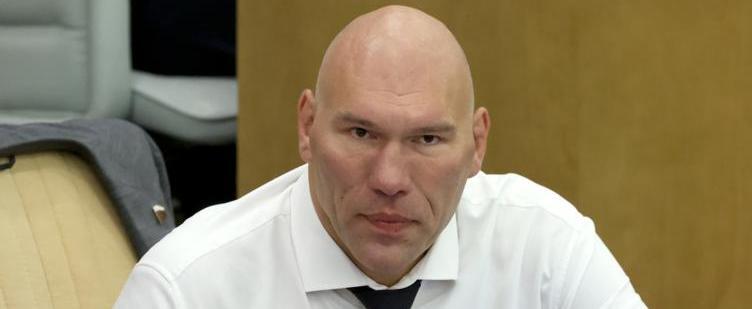 Николай Валуев выступил против продажи и распития пива на стадионе