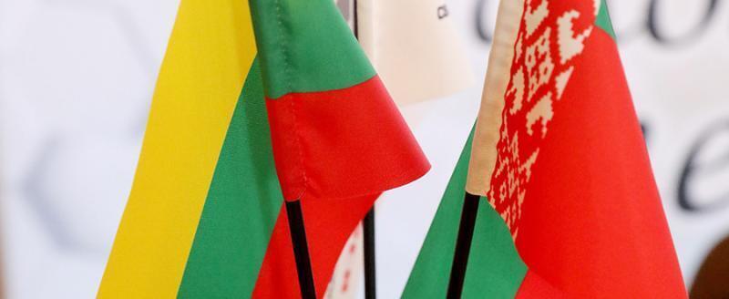 Литва готовит санкции против Беларуси, надеясь вернуть застрявшие фуры 