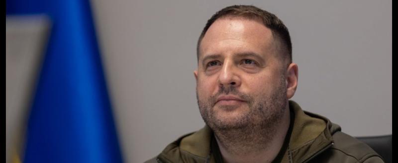 Бывшему главе офиса Зеленского Андрею Ермаку запретили выезд из Украины