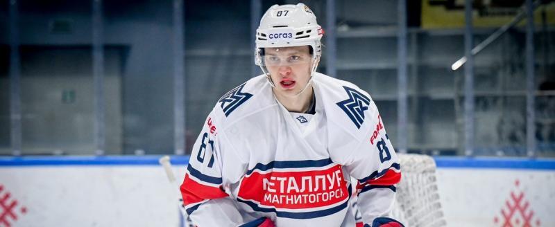 Белорусский защитник Паливко помог «Металлургу» вырвать победу в уральском дерби