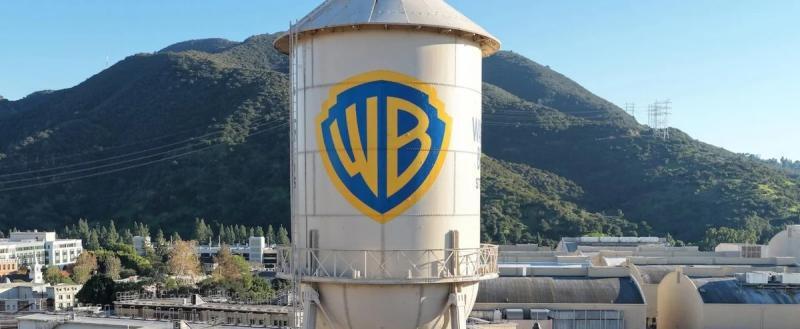 Netflix хочет купить студию Warner Bros, а Paramount может сорвать сделку