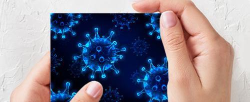 Белорусов предупреждают о новой мошеннической схеме с новогодними открытками