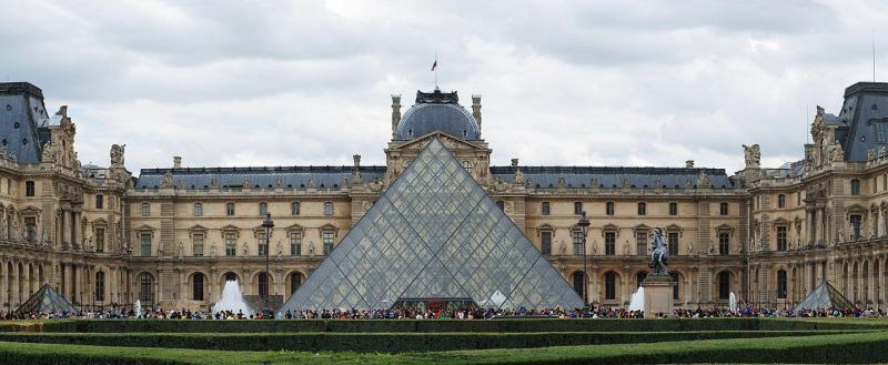 Раскрыто точное количество драгоценностей, которые были похищены в Лувре