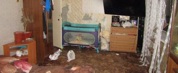 В Норильске мать оставила четверых детей одних на 4 дня: пятимесячный младенец умер от голода