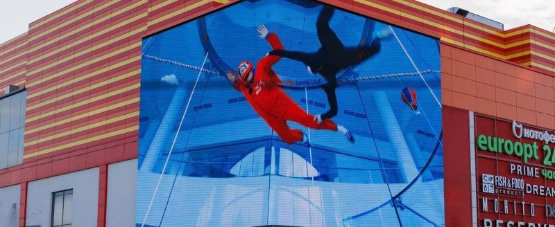 Минский торговый центр обзавелся гигантским 3D-экраном, как в Нью-Йорке