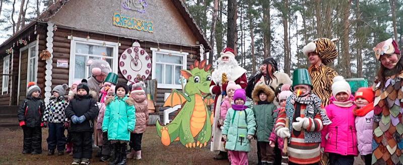 Единственная в Беларуси резиденция Снегурочки появилась в Городокском районе 