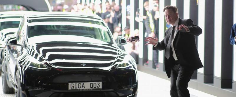 Tesla уступила мировое лидерство по продажам электромобилей