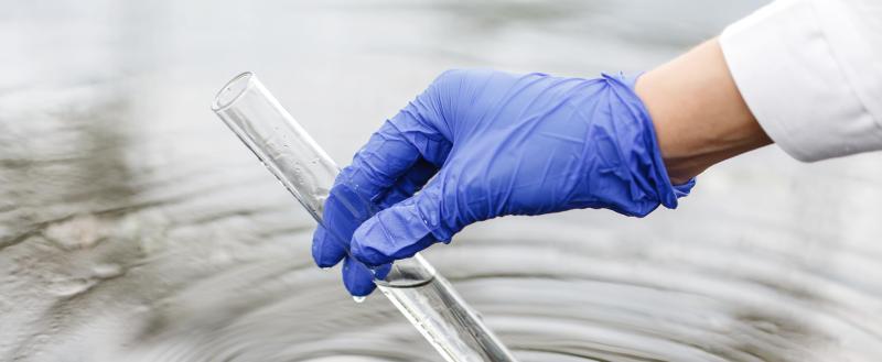 ЧС в Румынии: утечка дизтоплива оставила без воды 11 тысяч человек