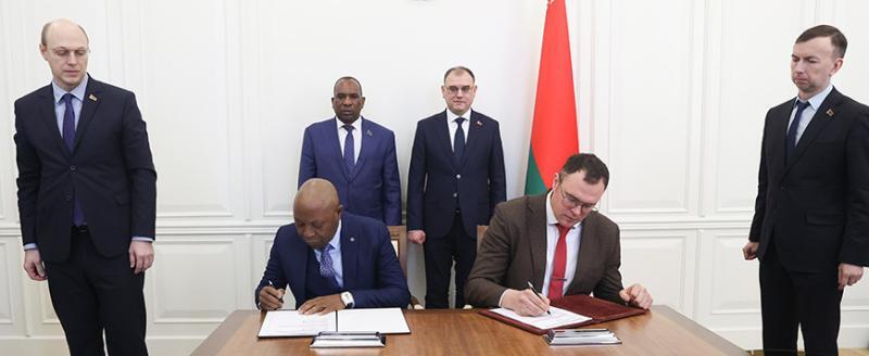 Беларусь и Танзания подписали соглашение о поставках