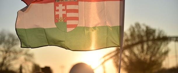 Парламентские выборы проходят в Венгрии 12 апреля