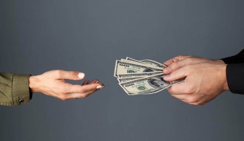 Одалживать валюту физлицам больше нельзя: в Беларуси новый закон о займах