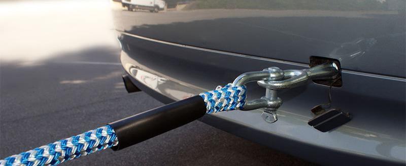 Сотрудника ТЦК противники мобилизации привязали к машине и таскали по полю