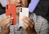 Apple специально ухудшает работу старых айфонов, чтобы люди покупали новые