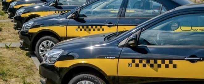 Такси в Беларуси дорожает: почему поездки становятся дороже и как отличаются цены у агрегаторов
