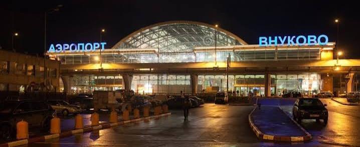 Небо над Внуково: рейсы уходят на запасные аэродромы
