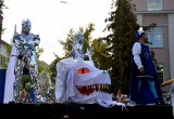 Конфетти, мишки Аэро, музыка и танцы… Как прошел карнавал на 1000-летие Бреста (Фоторепортаж)