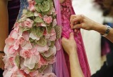 Девушка из Франции шьет шикарные платья, поражающие воображение