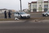 Фотофакт ДТП: в Бресте автомобиль снёс ограду