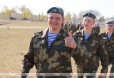 Брестские десантники провели флешмоб в поддержку медиков (видео)