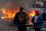 В Миннеаполисе ввели режим ЧС из-за массовых погромов и беспорядков (видео)