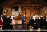 Лукашенко сегодня посещает Купаловский театр