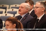 Лукашенко сегодня посещает Купаловский театр