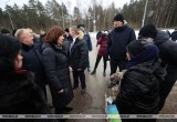 Кочанова посетила беженцев в логистическом центре «Брузги»