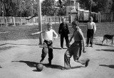 Классики, резиночки, квадрат: в Полоцке прошел фестиваль забытых дворовых игр