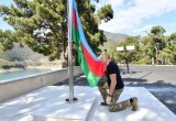 Президент Азербайджана поднял флаг страны над Нагорным Карабахом